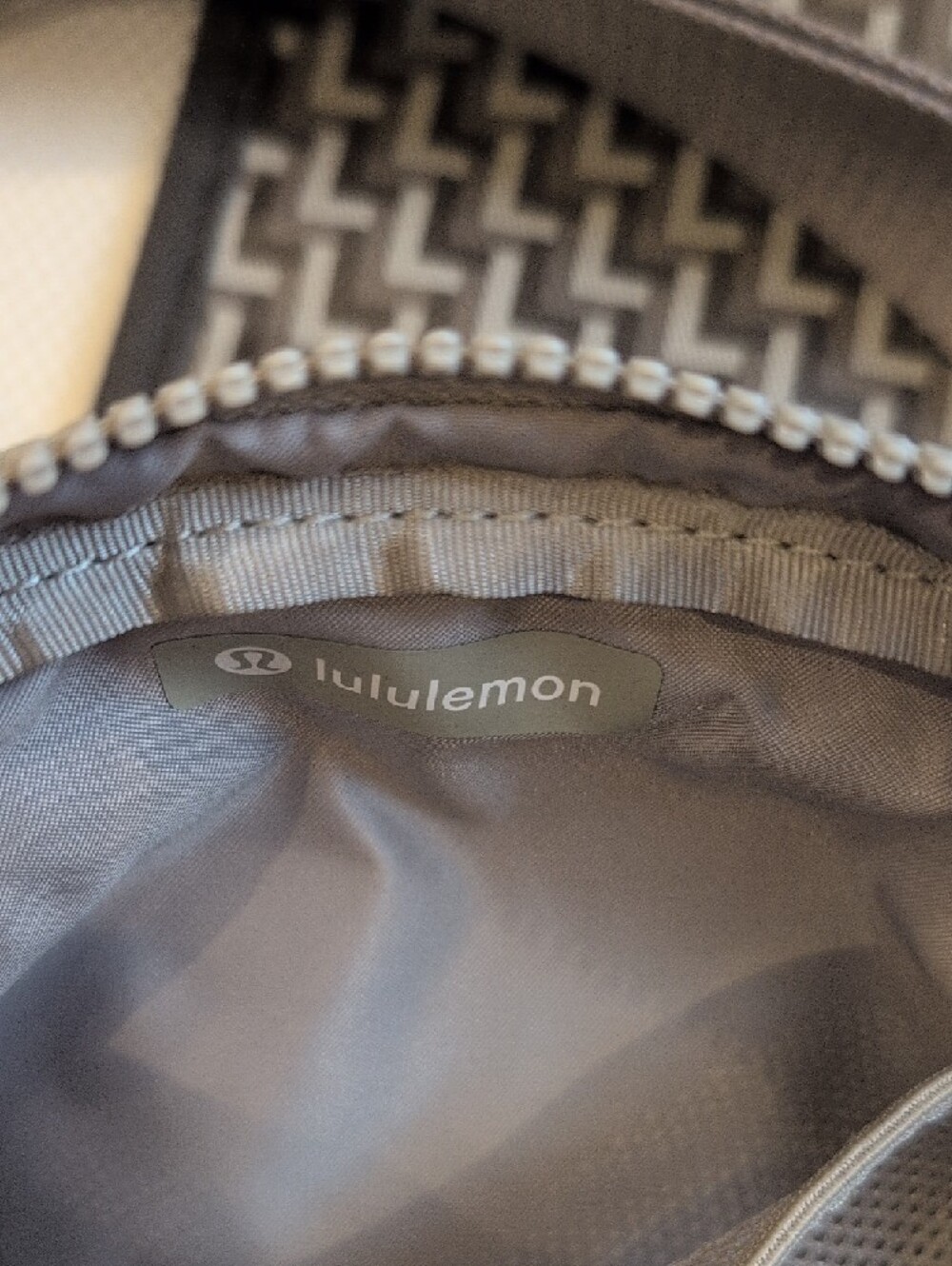 lululemon athletica Women's Light Sage Gray Belt Bag - Picture 4 of 7